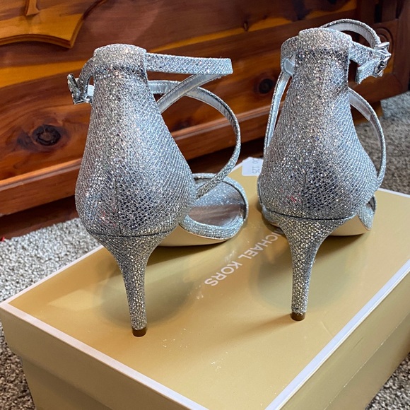 Michael Kors Ava Mid Sandal Glittering Mesh Silver Heels 8.5 - Picture 3 of 7